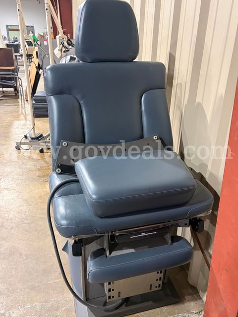Midmark Ritter 75 Evolution Power Procedure Chair