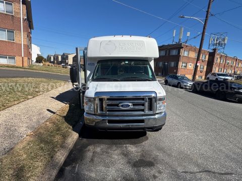 2016 Ford Econoline E450