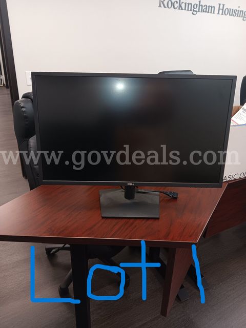 Lot of (8) Computer Monitors