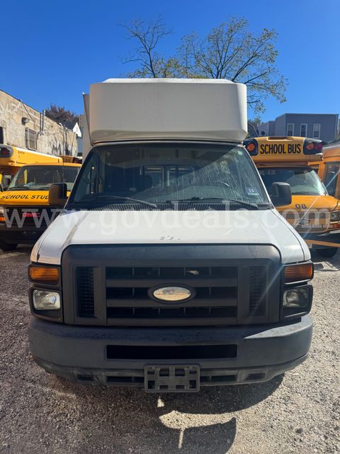 2014 Ford Econoline E-350 Super Duty Extended wheelchair accessible HI-TOP