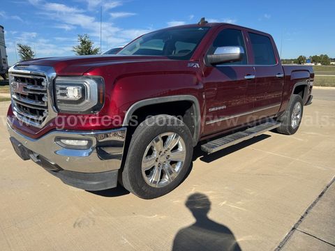 2017 GMC Sierra 1500 SLT Crew Cab Short Box 4WD