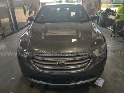 2014 Ford Taurus