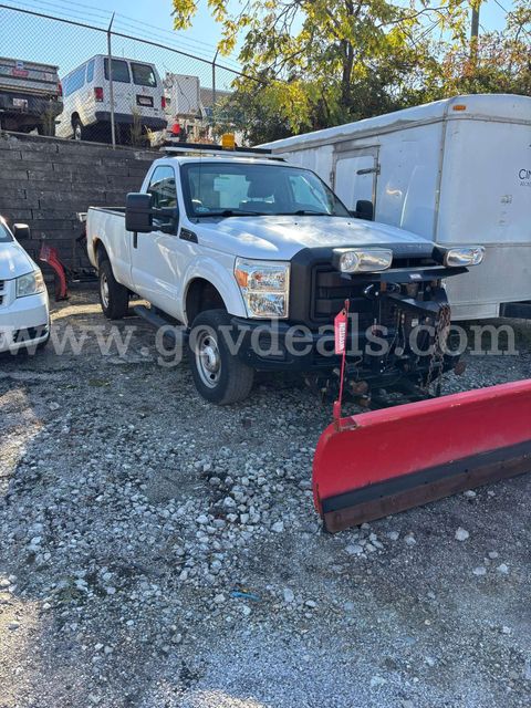 2012 Ford F-250 SD w/Snowplow