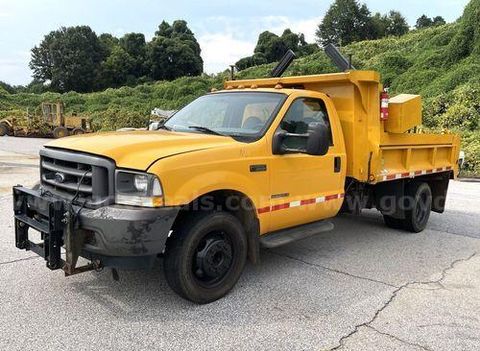 2002 Ford F-550 (224287 BT DOT)