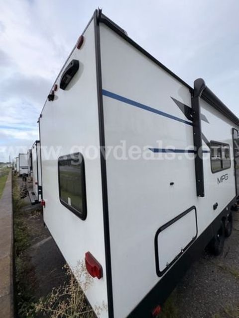 2025 Mpg 255bhss Travel Trailer (227328 Nb)