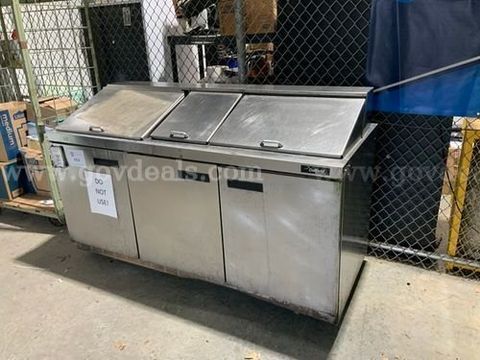 Various Refrigeration, Freezer & Ice Maker Units *FOR PARTS ONLY*(227930 NM)