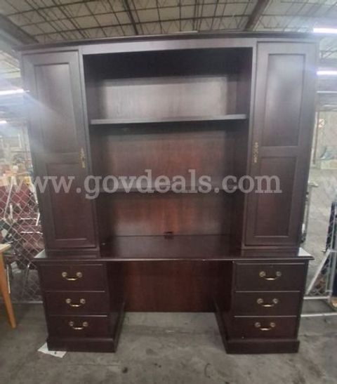 Desks, Tables, and Chairs (227771 NB)