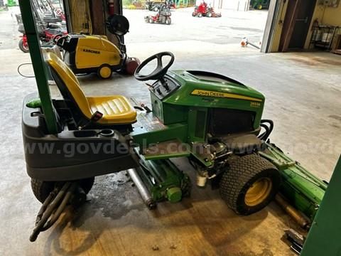 2014 John Deer Triplex Reel Mower