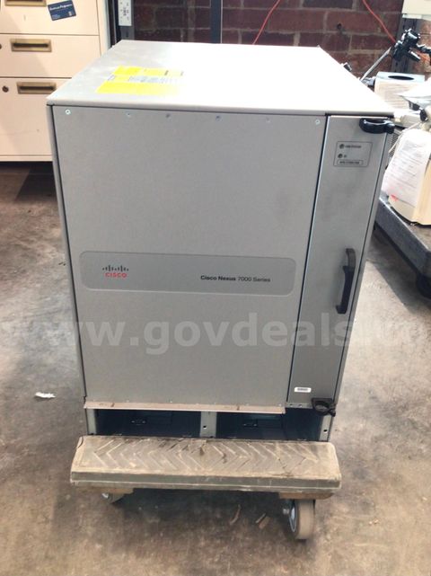Cisco N7K-C7009 Switch Chassis
