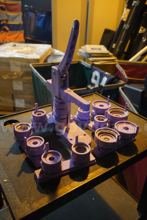 Plastic Button Making Press