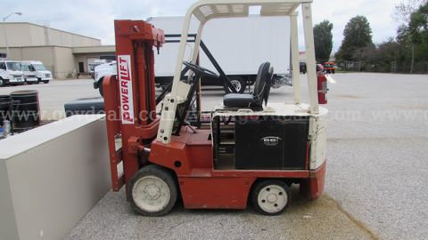 Electric forklift