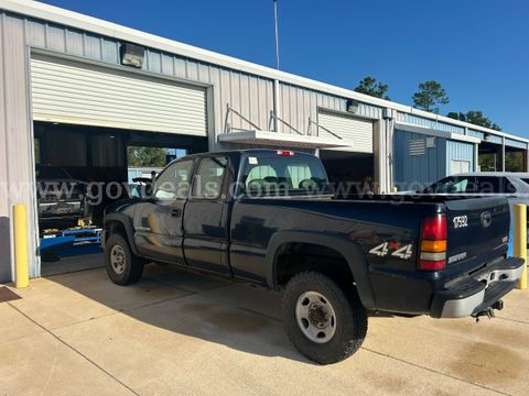 2005 GMC Sierra 2500HD