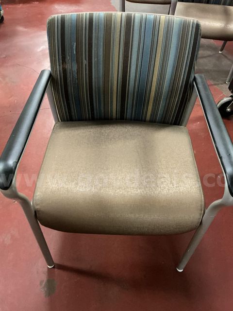 Lot of 4 padded waiting room chairs