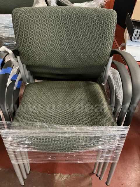 Lot of 15 padded waiting room chairs