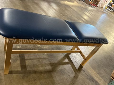Clinton Premium Classic Series H-Brace Treatment Table