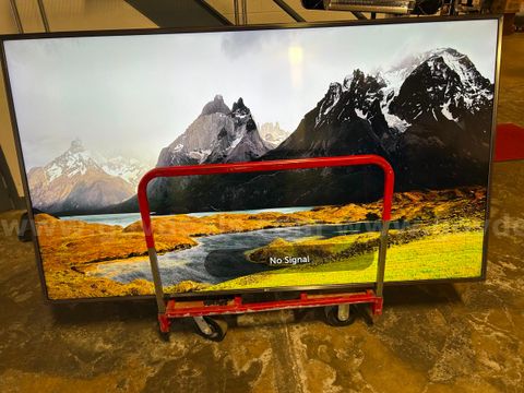 86" Lg Tv (Power On)