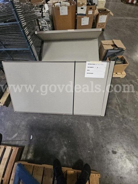 2 Cubicle/Office Dividers