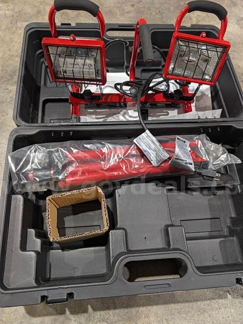 1 Used Work Light w/ Case