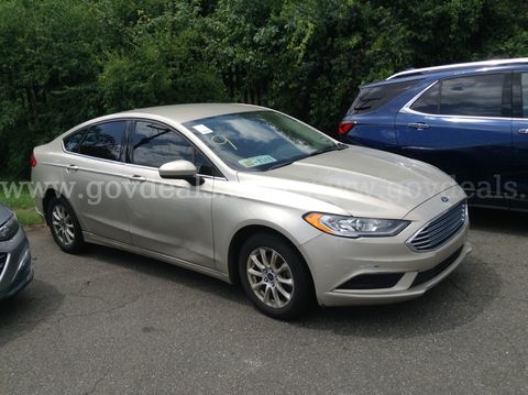 2017 Ford Fusion - CLEAR TITLE - NO KEY - MILES UNKNOWN