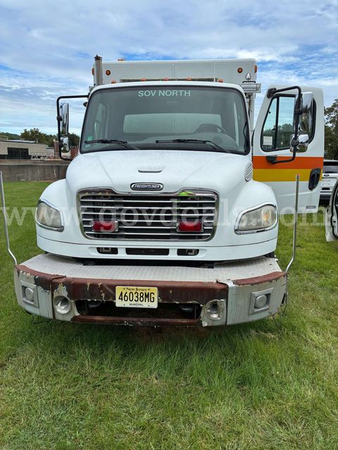 2005 Freightliner M2 Medium Duty