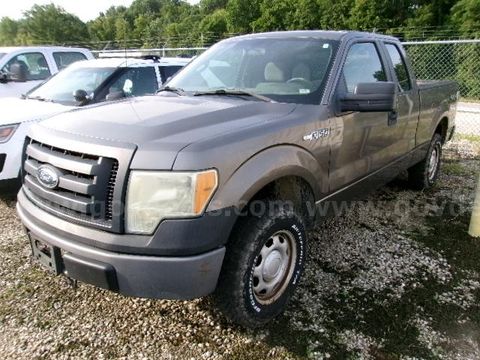 2011 Ford F-150 Super Cab XL 4x4