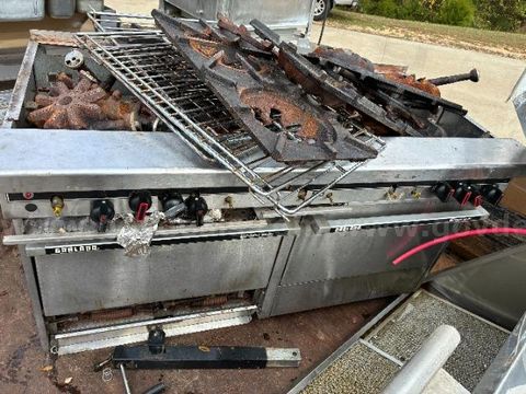 Garland 10-Burner Propane Stove with Double Oven (For Parts/Repair ONLY)