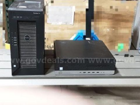 2 Desktops