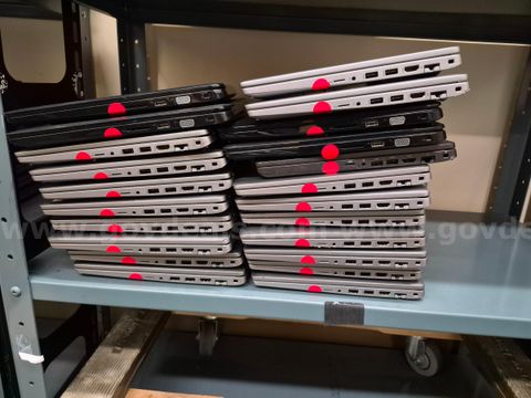 Lot of 22 Laptops