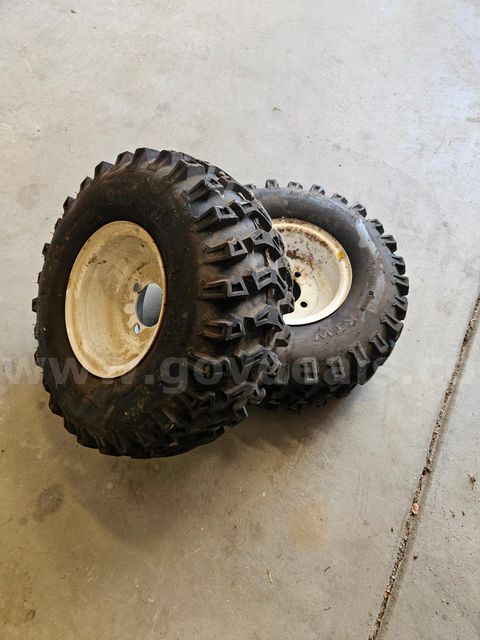 Set of All Terrain directional 18x7-8 tires for Walker Mowers