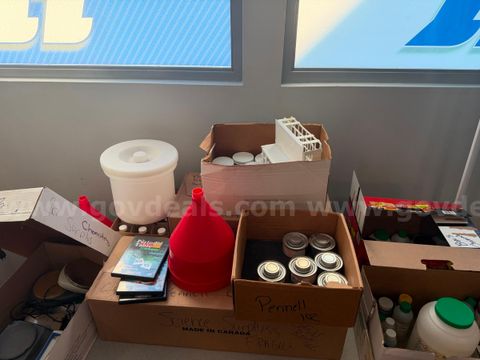1 lot of various science lab items