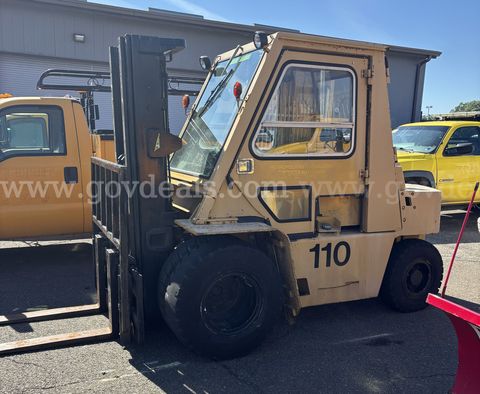 1992 Caterpillar V80E Diesel Forklift