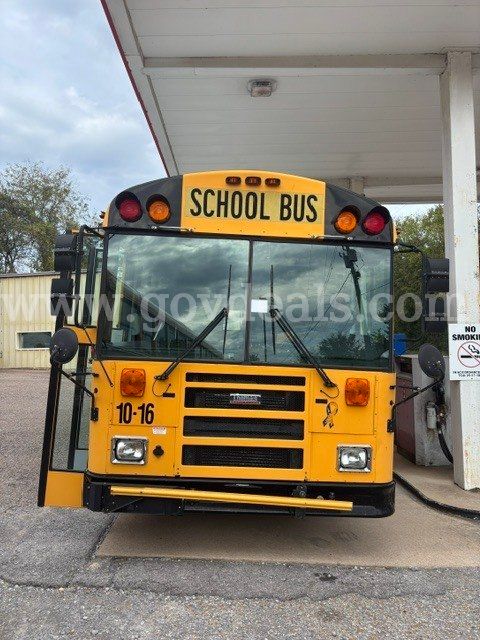 2011 Thomas School Bus