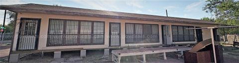 Lot of Used Portable Modular Classroom Building 78' x 20'