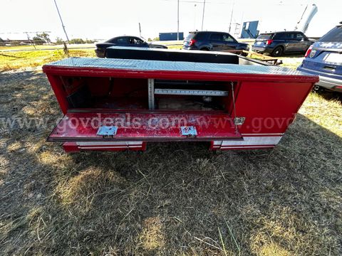 Reading U108ABDW-T Utility Service Body with Diamond Plate Trim