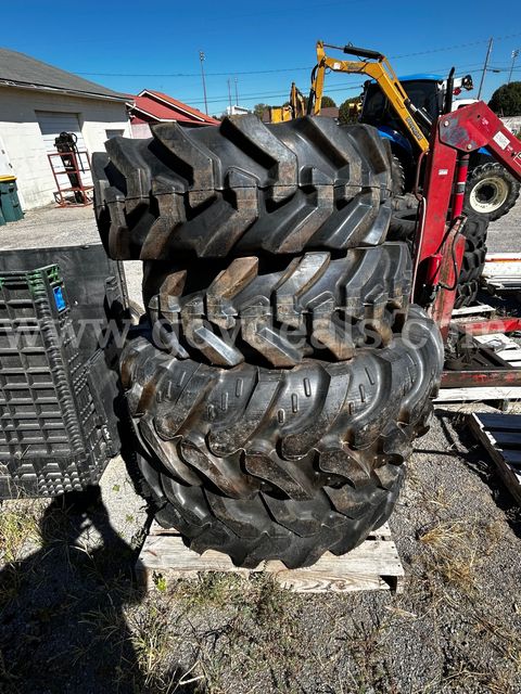 1 lot of (4) - Deestone Dumper Power Heavy Equipment Tires - (2) 12.5/80-18 - (2) 19.5L 24