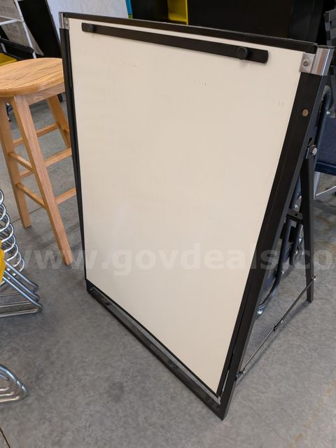 dry erase easel