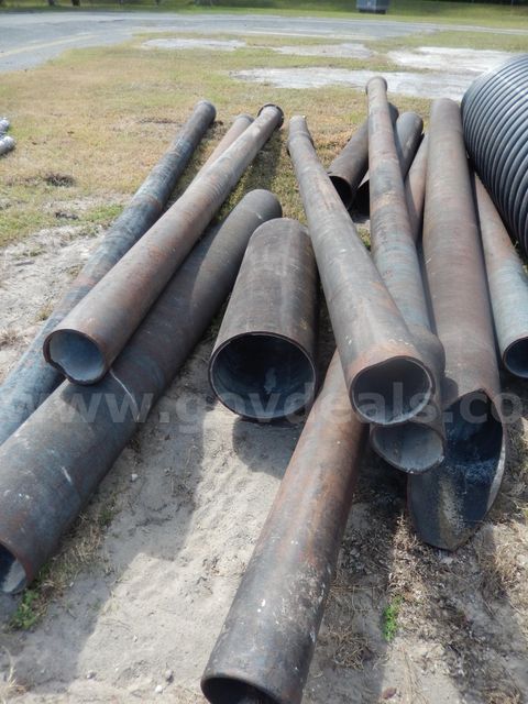 USED (12) METAL PIPES RANGING FROM 239" L x 11" D x 1 1/2" THICK TO 50" L x 17" D x 1/2" THICK