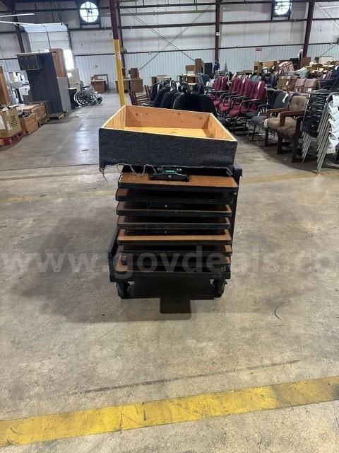 Set Of 8 Tables With Cart