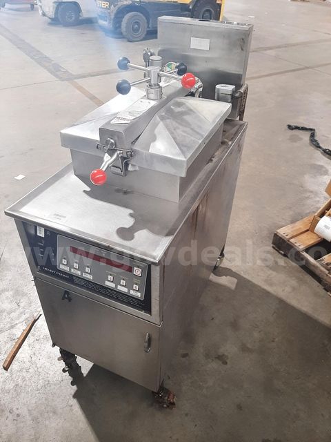 Henny Penny Fryer