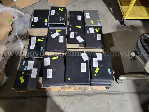 Lot Of Dell Laptops On 1 Pallet