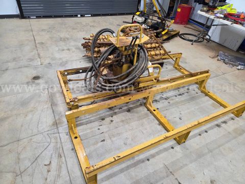 McLaughlin CL-12HB Hydraulic Boring Machine w/ Auger Rods, Bits & Boring Tooling
