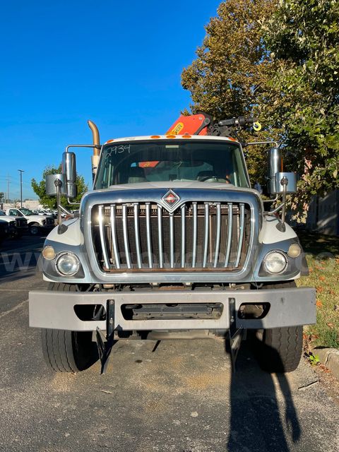2014 International 7400 Crane Truck