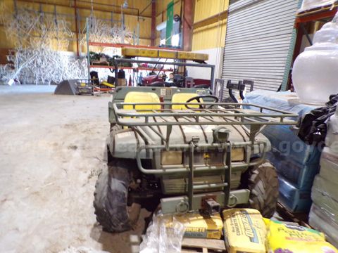 John Deere Gator