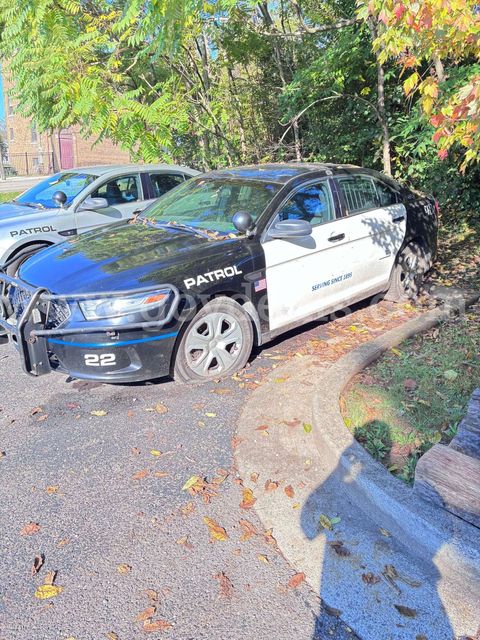 2013 Ford Taurus