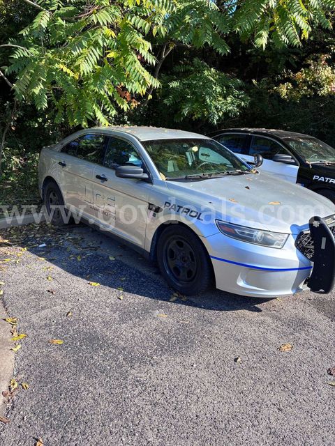 2014 Ford Taurus