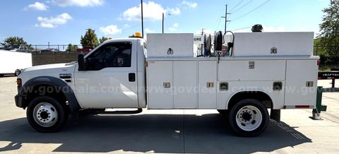 2009 Ford F550 Regular Cab, 11' Utility Body with 6,000 LBS Liftmoore Crane