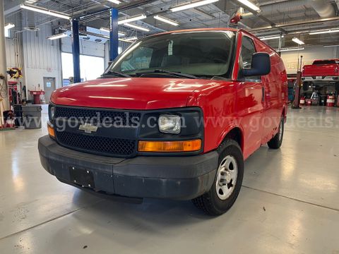 2007 Chevrolet Express 1500 Cargo Van (#501)