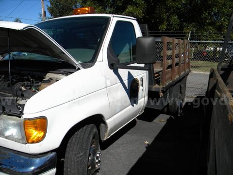 2005 Ford Econoline CUTAWAY V8 TURBO DIESEL With Flat Bed