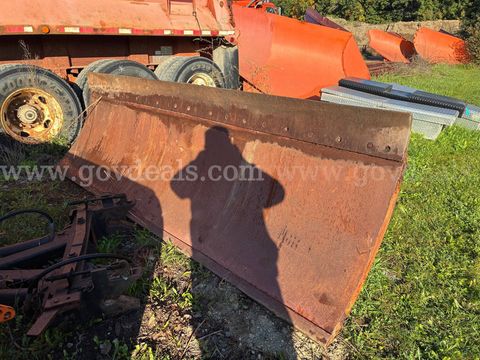 Custom dozer blade