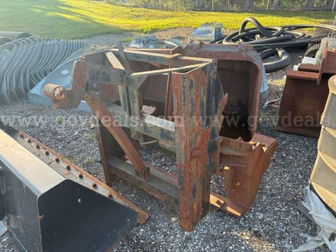 Scarifier to Husting Hitch Adatper
